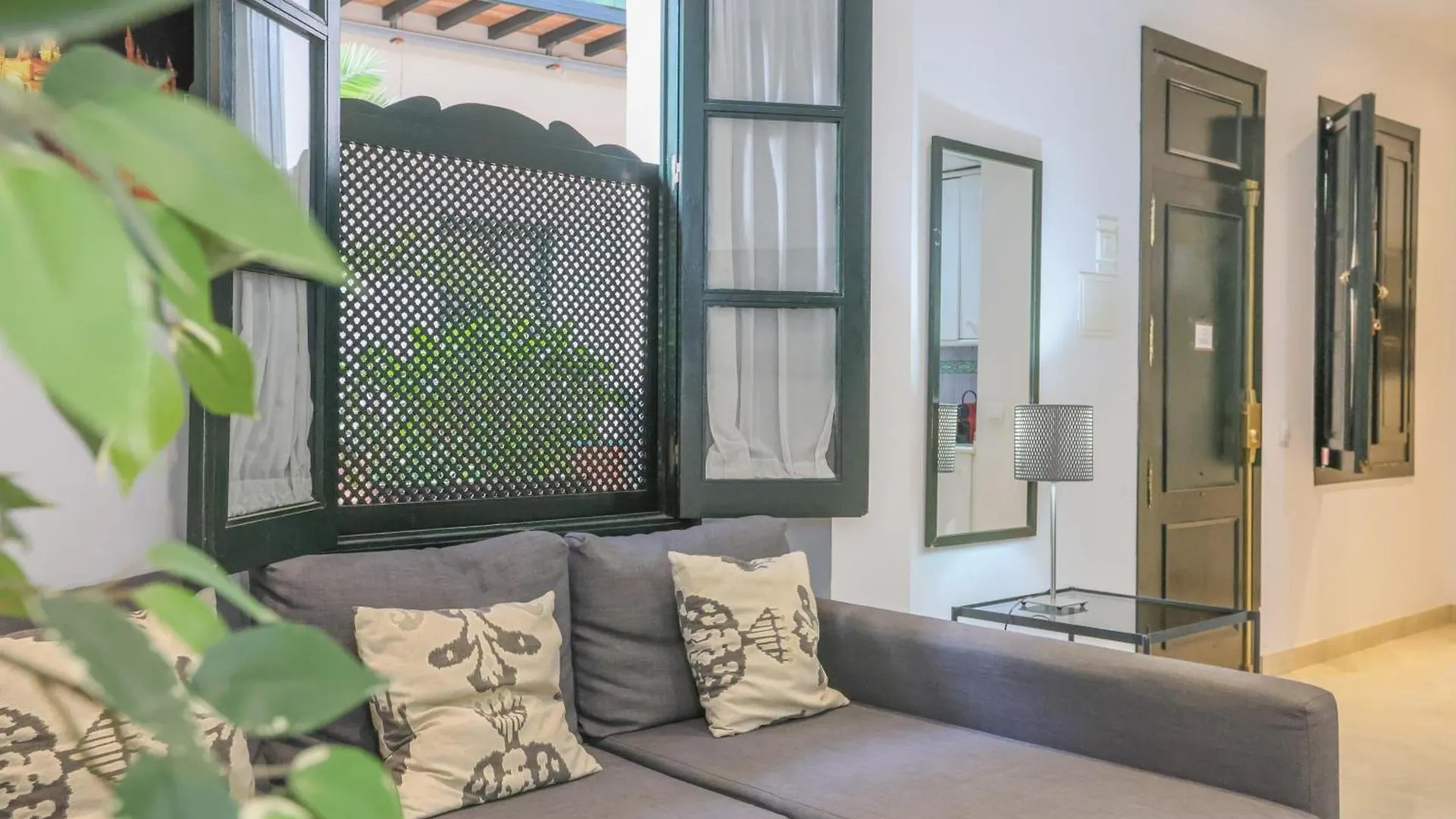 Patio De La Cartuja - 4 Pax Apartment Seville 0*,