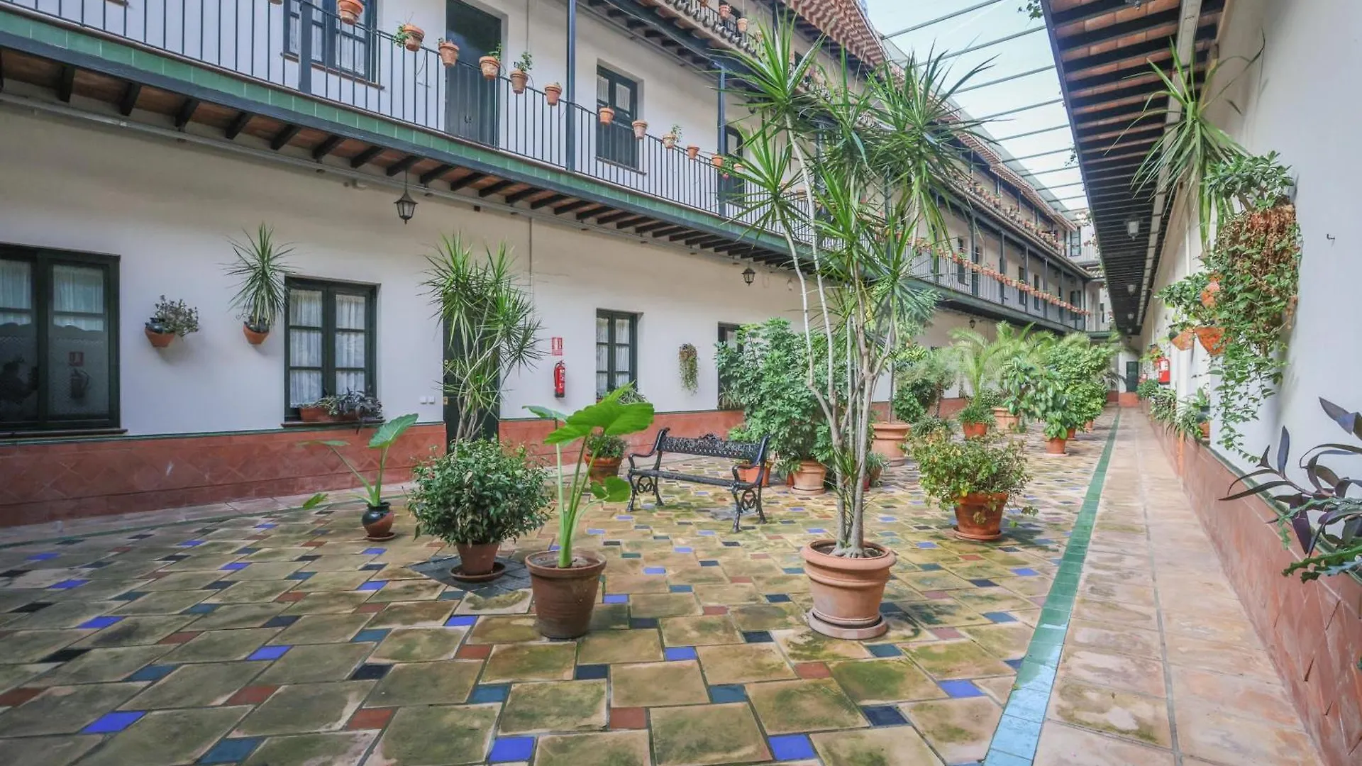 Patio De La Cartuja - 4 Pax Apartment Seville