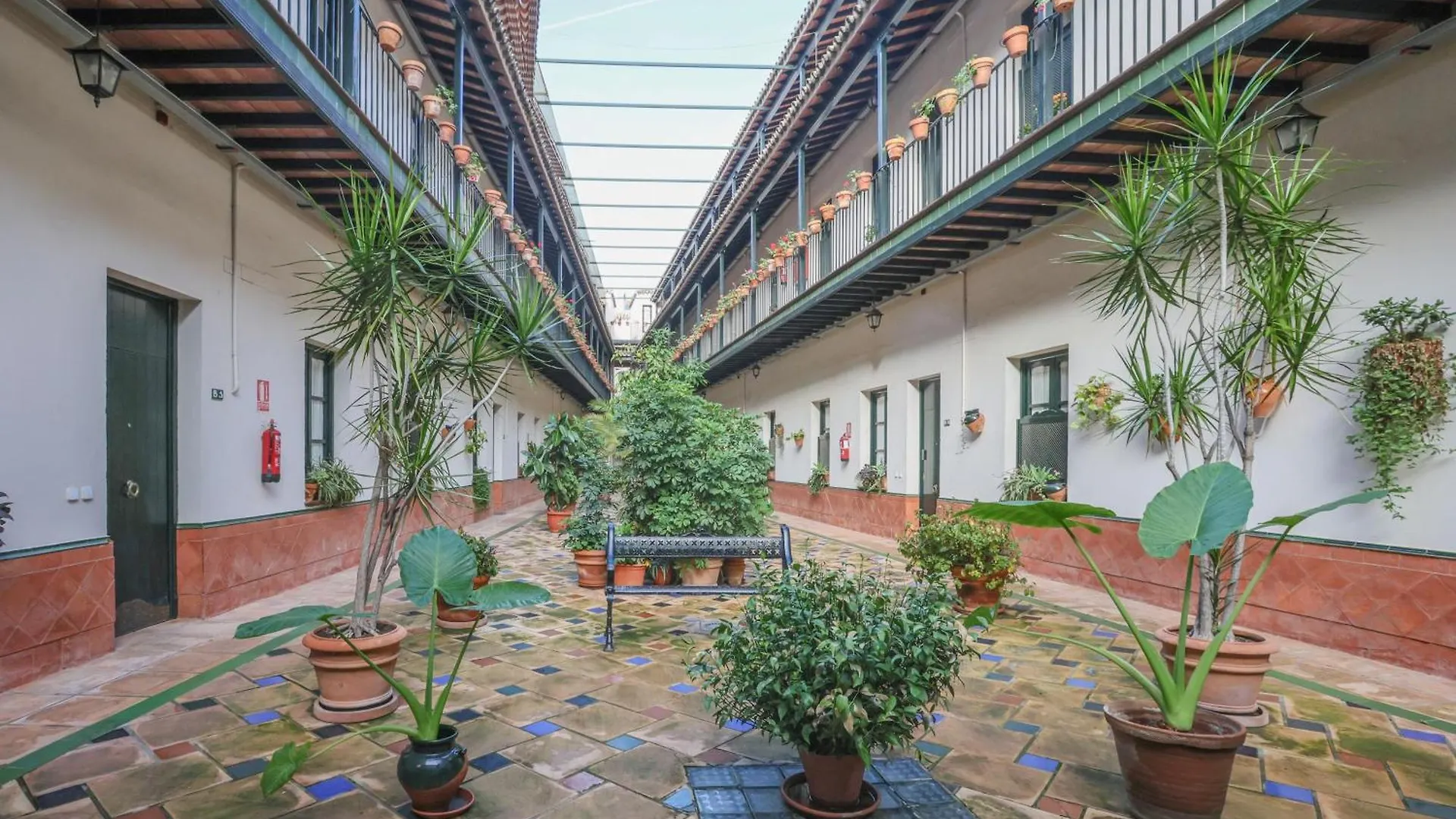 Patio De La Cartuja - 4 Pax Apartment Seville