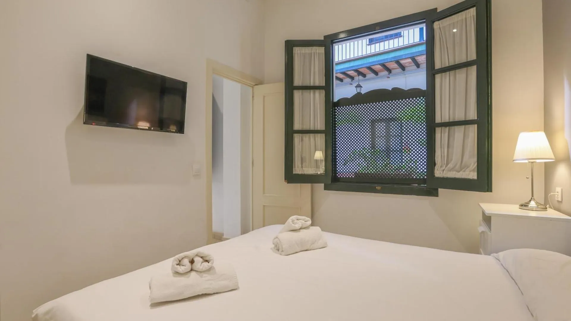 Patio De La Cartuja - 4 Pax Apartment Seville Spain