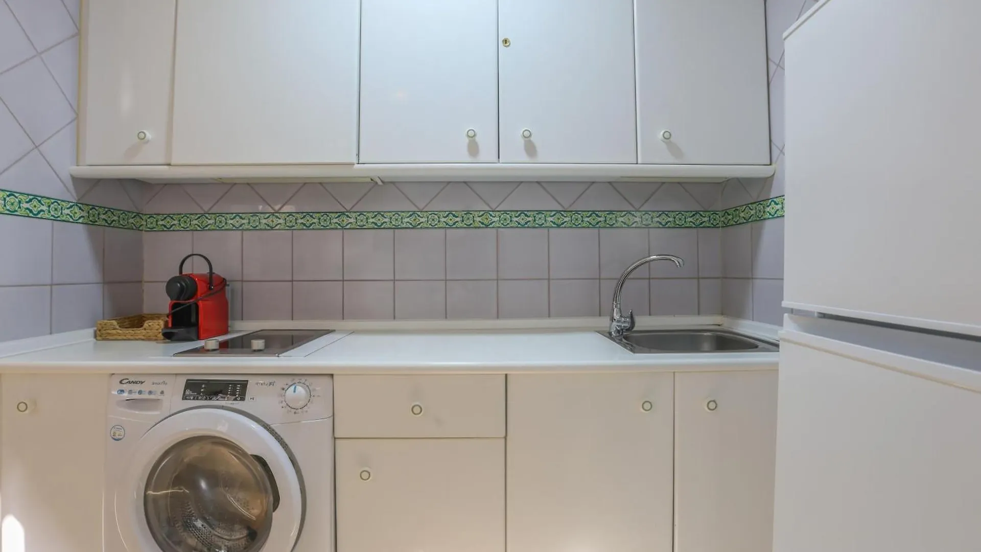 Patio De La Cartuja - 4 Pax Apartment Seville